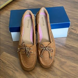 Sperry flats!